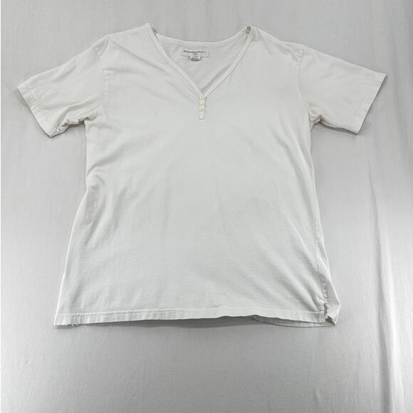 Abercrombie & Fitch Tops - ABERCROMBIE & FITCH V-NECK SHORT SLEEVE WHITE SHIRT